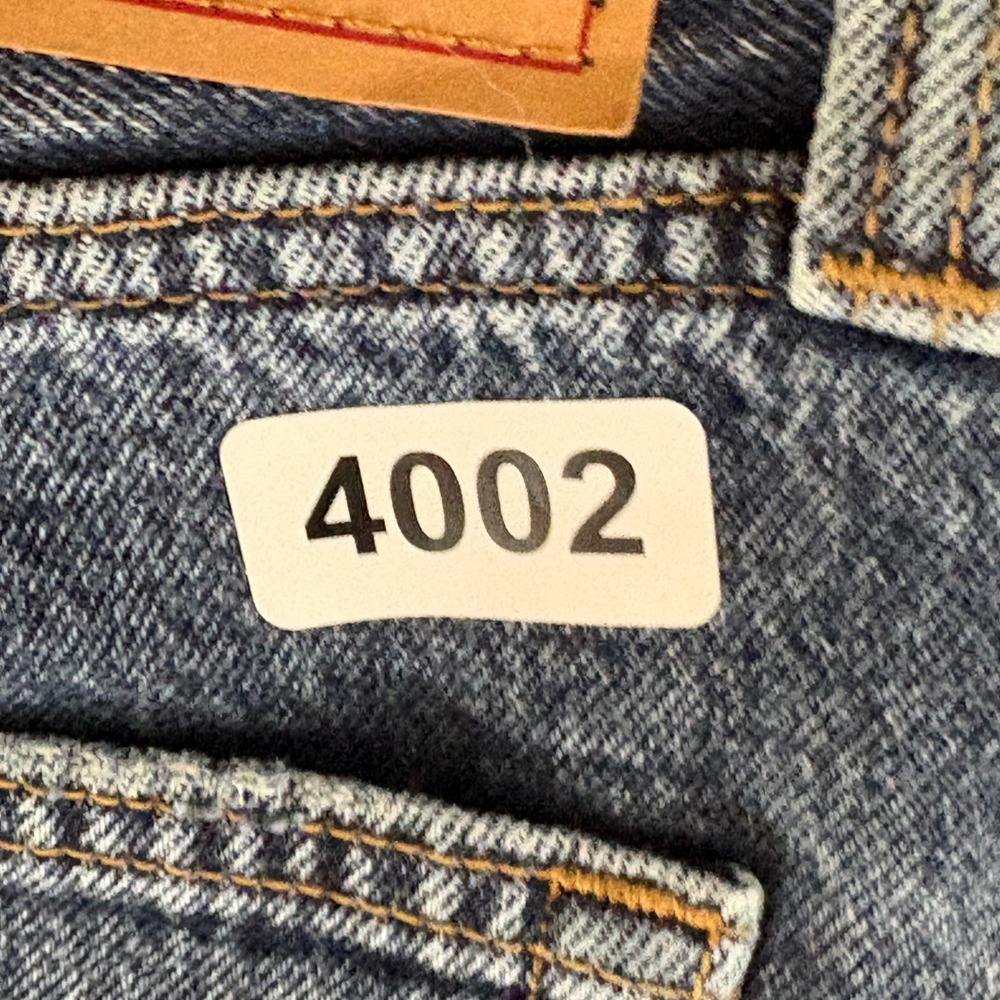 Levis 94 Baggy Wide Leg Jeans Womens 32x31 Medium Wash Blue Denim Mid Rise - Picture 12 of 12